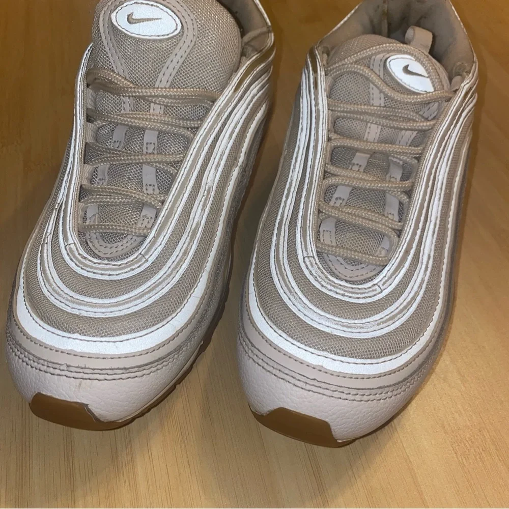 Nike air max